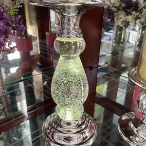 Bath and body works light up snow globe candle holder